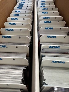 (26) HOHE Sport Karten Teiler mit 26 kostenlosen NCAA A-Z Etiketten Set - Bild 1 von 4