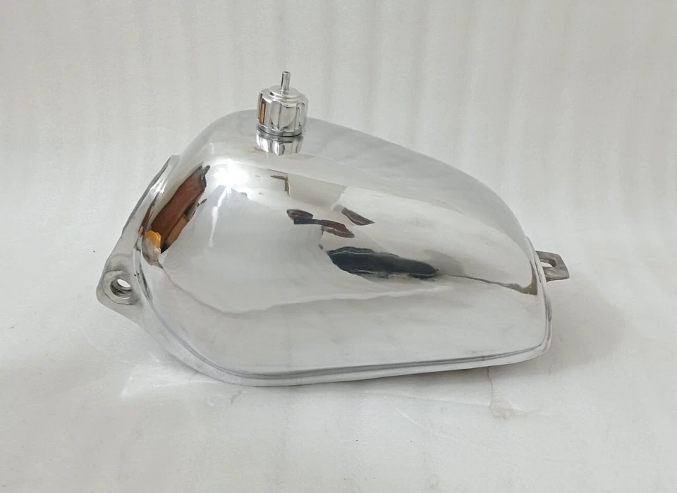 Honda MR250 MR 250 1976 Modelo Aluminio Pulido Gasolina Tanque de Combustible + Tapa |Apto para Foto 1 de 4