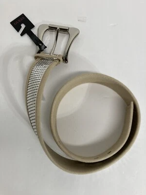 Nuevo con etiquetas Diseñador Guess Talla pequeña Plata Tachonado Beige Lona Grande Logo Hebilla Bling Foto 1 de 4