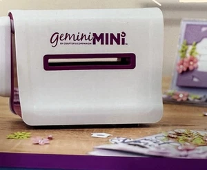 Gemini Mini Manual Die Cutting Embossing Machine Crafter's Companion New In Box - Picture 1 of 12
