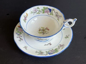 Coalport England Fine Bone China Corea 6610  Tea Cup & Saucer Handpainted - Imagen 1 de 6