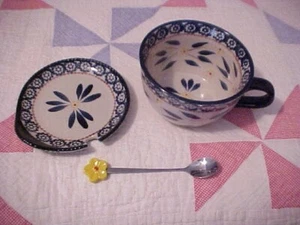 Temp-tations Blue Old World 22 oz. Lg. Tapa y cuchara para taza con mango - Imagen 1 de 3