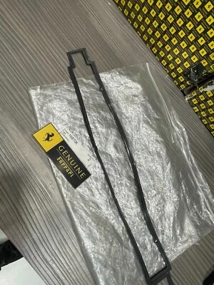 Junta de cubierta de bujía temprana Ferrari F355 2.7 #168706 Foto 1 de 4