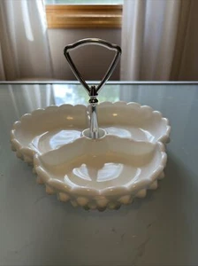 De Colección Fenton Blanco Leche Vidrio Hobnail Manejado 3 Piezas Bandeja Cosidbit Plato de Nueces de Caramelo - Imagen 1 de 15