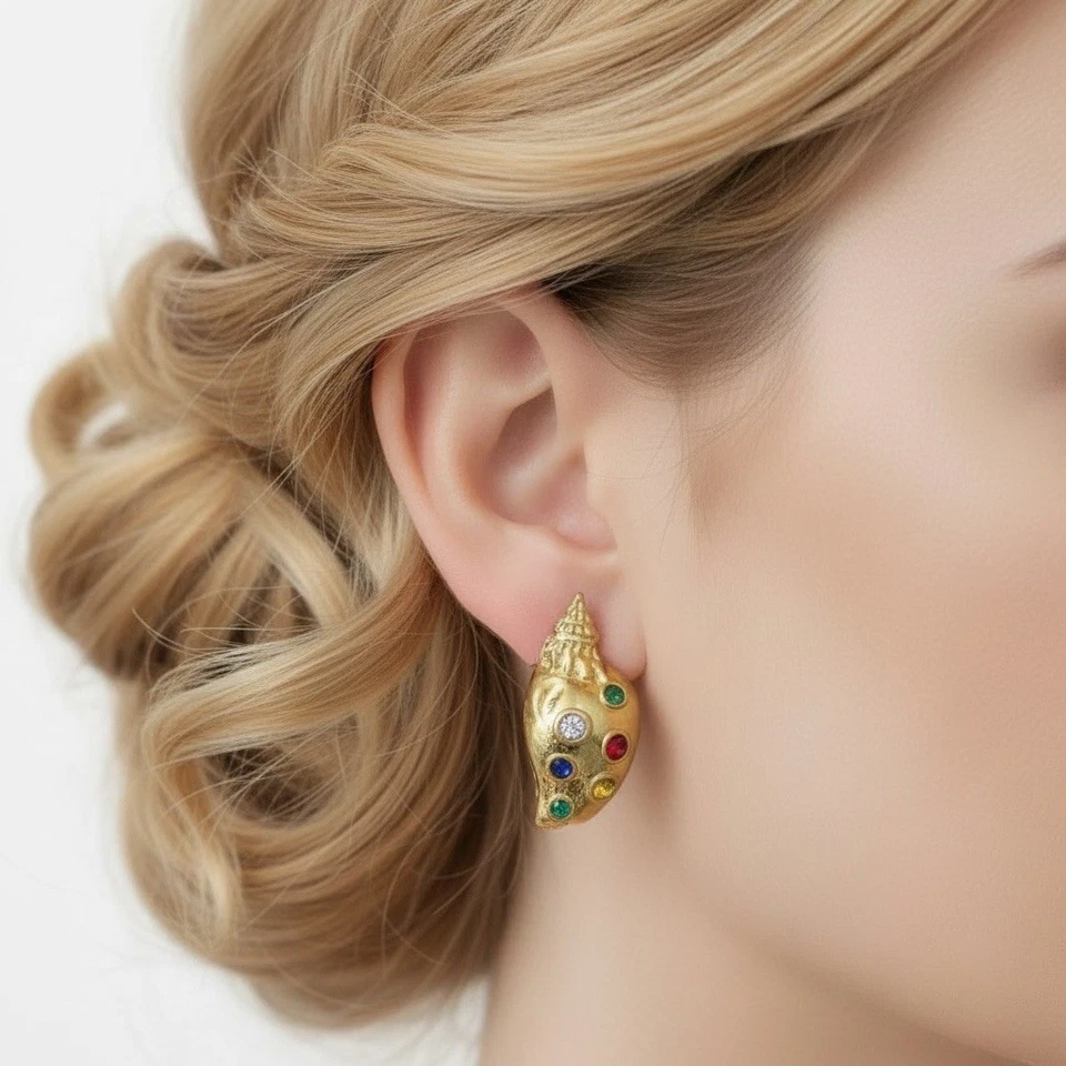 Seashell Conch Gold Earrings Mogul Nautical VTG CZ Court Shell Revival Jeweled — 第 1/1 张图片