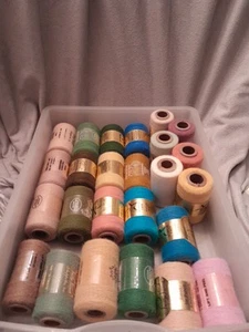 Purr-fect Punch Embroidery Thread 100% Acrylic Yarn Lot Of 25 Various Colors VTG - Picture 1 of 5