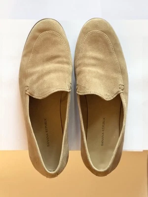 Mocasín sin cordones de gamuza Biscotti Banana Republic Demi usado en excelente estado. Talla 6,5 Foto 1 de 4