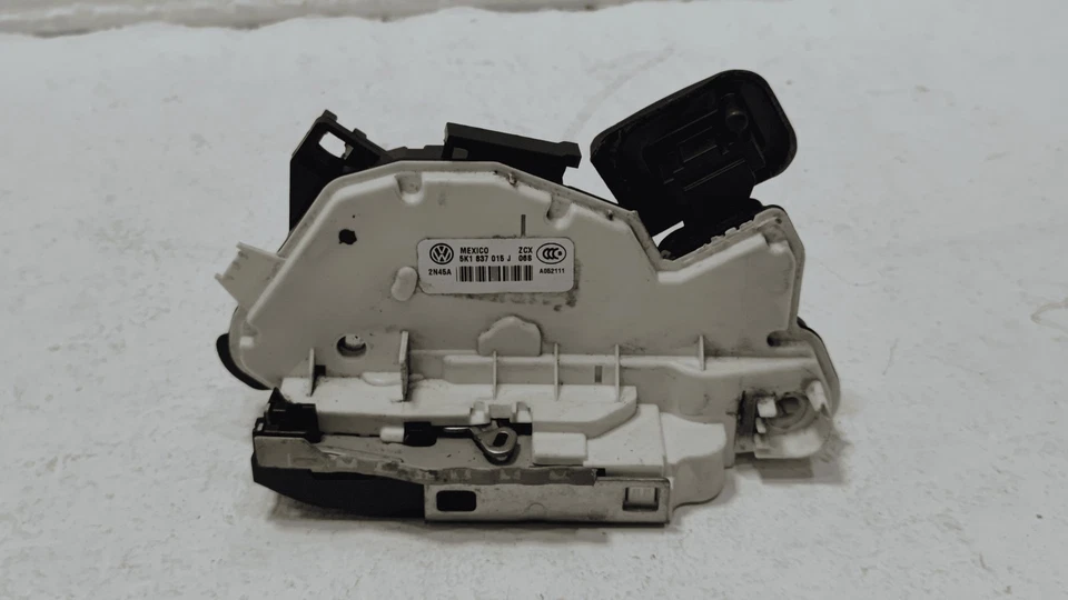 Volkswagen Atlas 2018-2025 motor actuador cerradura puerta lado conductor delantero OEM Foto 1 de 4