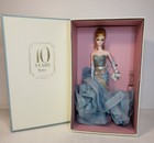 TRIBUTE 10 JAHRE SEIDENSTEIN BARBIE PUPPE 2010 GOLD ETIKETT MATTEL T2155 NRFB