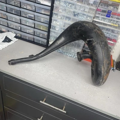Yamaha YZ250 YZ 250 1999-2000 OEM Stock tubo de escape cámara de expansión #2 Foto 1 de 4