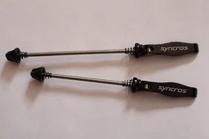 Syncros Schnellspanner mit Titan-Achsen 86 Gramm 100 / 135mm für MTB - Bild 1 von 10