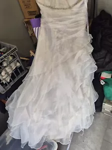 plus size wedding dresses - Picture 1 of 3