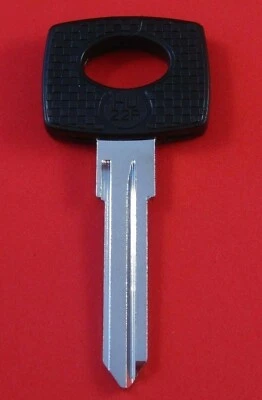 MB15P MERCEDES BENZ MASTER пустой ключ 1969-1979: 280 350 450 SL SEL SEC D SE SEL - Изображение 1 из 4