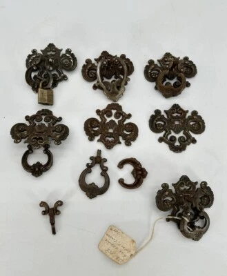 Vintage 1953 C & A Crofts Assinder Cast Iron Backplate Ring Drawer Pulls Lot - Image 1 of 3