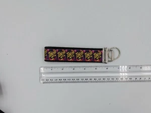 Llavero Takis Cinta Comida Chatarra Correas 6 pulgadas Hecho a Mano - Imagen 1 de 2