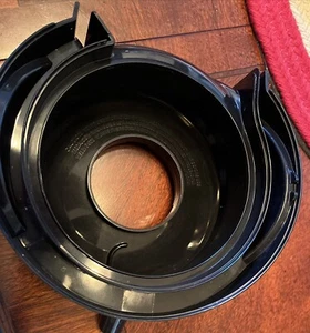 Hamilton Beach Juicer CJ14 67750 Chute or Spout Bowl Replacement Part - Picture 1 of 7