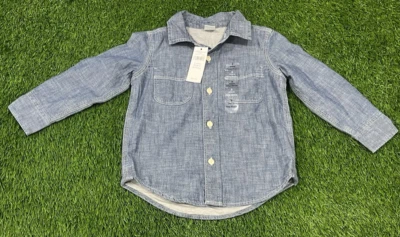 Camisa cambray abotonada Baby Gap para niños talla 2T nueva con etiqueta forrada Foto 1 de 4
