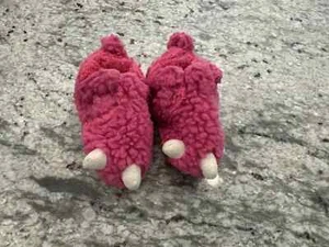 Carter's baby girl 0-6 months fuzzy pink animal slippers - Picture 1 of 5