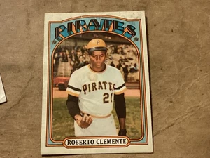 Roberto Clemente 1972 Topps Card #309 Pittsburgh Pirates - EX - Lite Corner Wear - Picture 1 of 2