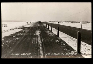 RPPC - SILVER BEACH Ft. WALTON FLORIDA FL * not posted real photo Homes Car Road - Picture 1 of 4