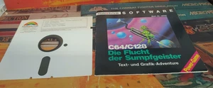 C64/C128 La fuga de los espíritus del pantano (1990) Commodore 64 (disco, manual/cubierta) - Imagen 1 de 2