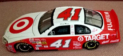 Acción #41 Casey Mears Rookie Stripes Target Intrepid 2003 escala 1:24 NASCAR Foto 1 de 4