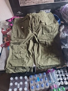 Herren kurze Hose Shorts Bermudas Outdoor Kaki Gr 56  - Bild 1 von 1