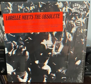 Lorelle Meets The Obsolete – Corruptible Faces LP color vinyl exc NM shape psych - Foto 1 di 3