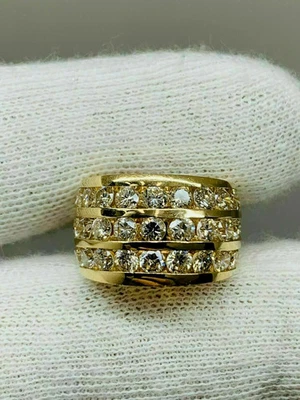 Anillo de compromiso para hombre de corte redondo de diamantes creado en laboratorio de 2 quilates enchapado en oro amarillo de 14 quilates Foto 1 de 3