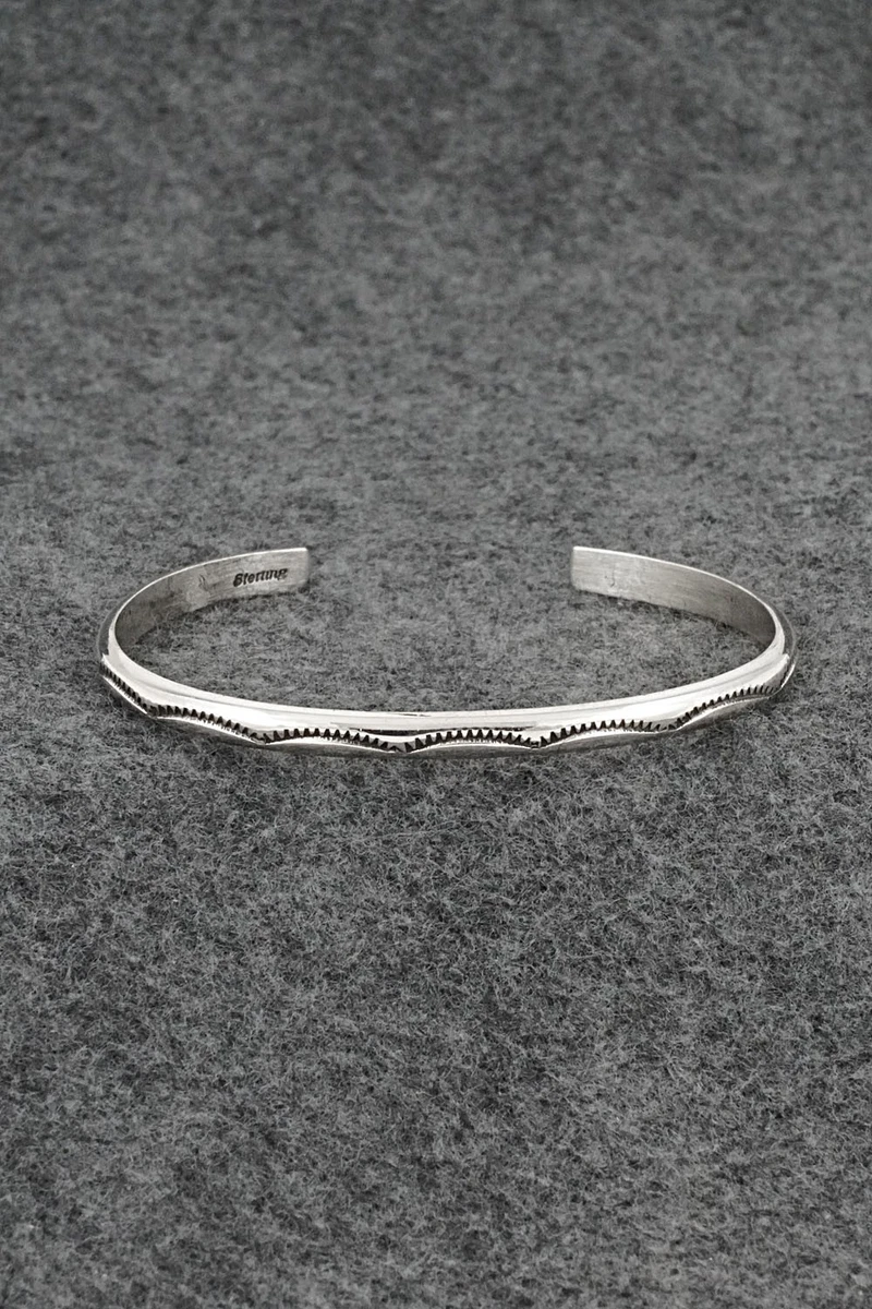 Navajo Elaine Tahe 12KGF ツイストワイヤーバングル Navajo Elaine Tahe 12KGF ツイストワイヤーバングル Navajo Elaine