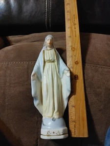 Vintage Our Lady Of Grace Statue - Picture 1 of 4