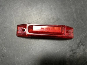 Truck-Lite Model 35 Red Clearance Light - Picture 1 of 4