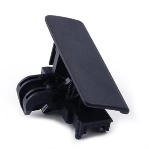 Schwarz Handschuhfach Griffverriegelung passt für Fiat Grande Punto 735426145 - Picture 1 of 4