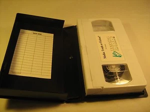 Rare VHS Tape MEDIA: TRUTH OR FICTION? 23 Min 1997 The Learning Seed [Z10a7] - Bild 1 von 2
