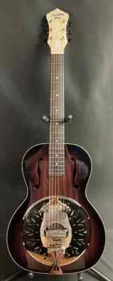 Guitarra Resonadora de Cuerpo Pequeño Recording King RR-41-VS Rattlesnake De Colección Sunburst Foto 1 de 4