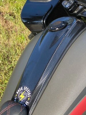 VALLESE GARAGE Dash Cover in Carbonio Harley-Davidson Street Glide,Road Glide 08-20