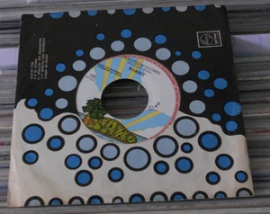 RABBIT -FLECHAS ROTAS / ENTRISTECE MI GUITARRA- PROMO MEXICAN 7” SINGLE  - Picture 1 of 4