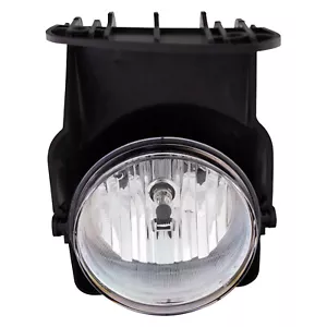 Right Passenger Side Halogen Fog Light fits 05-07 GMC Sierra 1500 and Classic - Picture 1 of 5