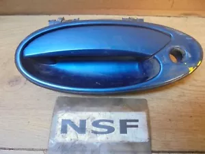 PROTON JUMBUCK 2006 NEARSIDE PASSENGER SIDE EXTERIOR DOOR HANDLE BLUE - Picture 1 of 3