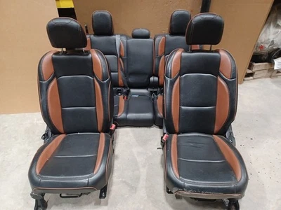 Jeep Gladiator Katzkin 2020 juego de asientos de cuero negro marrón cucharones manuales 3072922 Foto 1 de 4