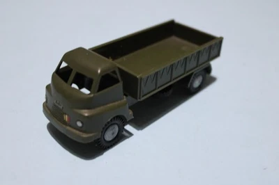 POLITOYS CARRO AUTOCARRO MILITARE COPERTO 3 TON (COD. 4) OTTIMO S. 1:41 NO BOX - Immagine 1 di 3