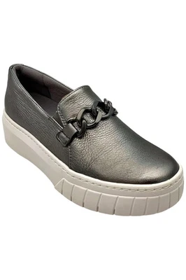 Zapatilla deportiva Naturalizer Daphne para mujer plataforma sin cordones peltre Foto 1 de 3