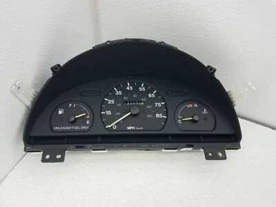 Geo Metro Velocímetro 1996-2000 2 puertas 2 puertas sin tacómetro sin ABS 34100-50GE0 OEM 142 k Foto 1 de 4