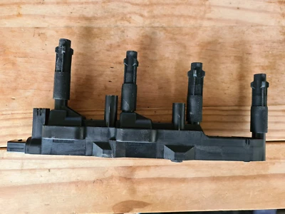 Bosch 0221503033 Ignition Coil. Mercedes-Benz A-Class W168, Petrol MPV 414 - Image 1 of 2