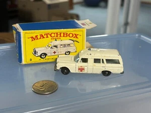 Matchbox Lesney #3-C Mercedes-Benz Ambulance in E-4 Box - Picture 1 of 16