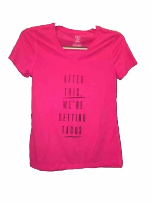 Camiseta para mujer Athletic Works After This We're Getting Tacos rosa cuello en V talla pequeña Foto 1 de 4
