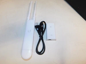 UBIQUITI UNIFI AC MESH UAP-AC-M WIRELESS WI-FI 5 ACCESS POINT AP INDOOR/OUTDOOR - Afbeelding 1 van 6