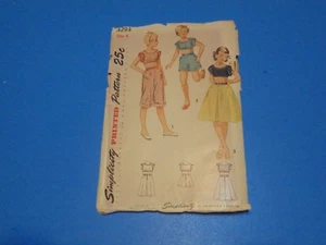 Gonna pantaloncini con pedale superiore anni '50 modello da cucito 3293 ragazze taglia 8 - Foto 1 di 3