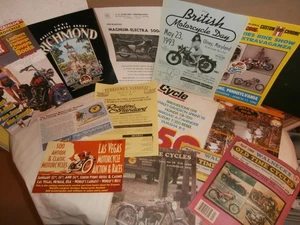 Lotto 13 Brochure Moto d'epoca Carta Catalogo Harley Custom Cromo Walnecks - Foto 1 di 24
