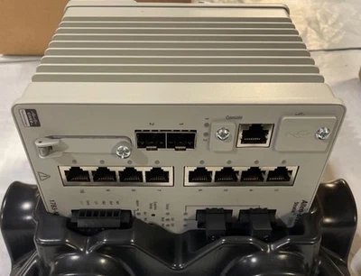 Stratix 5800 Advanced 1783-MMS10A Foto 1 de 3